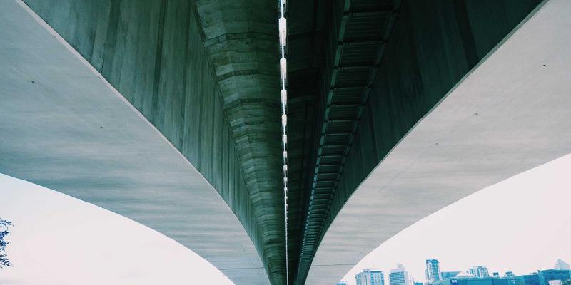 域名注册64：解锁虚拟主机、企业邮箱与网络服务的协同密码