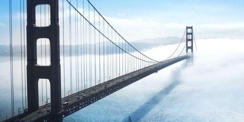 域名注册70问：从网络服务基础到PJBCN实战指南