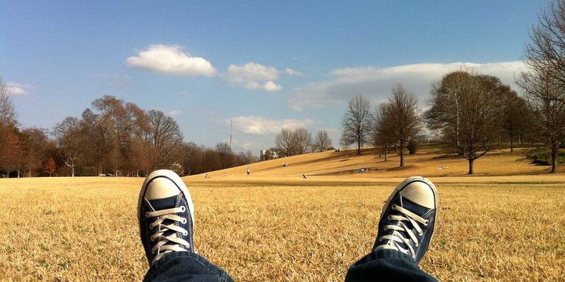 超越网站托管与SSL证书：如何利用域名Whois数据洞察市场与竞争对手